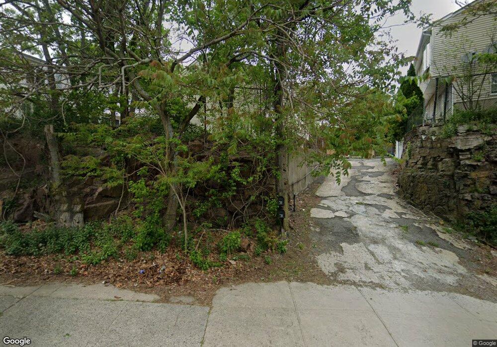 47 Kennedy Dr unit 1, Malden, MA 02148 - photo 1