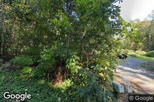 13 Parmenter Rd, Oakham, MA 01068