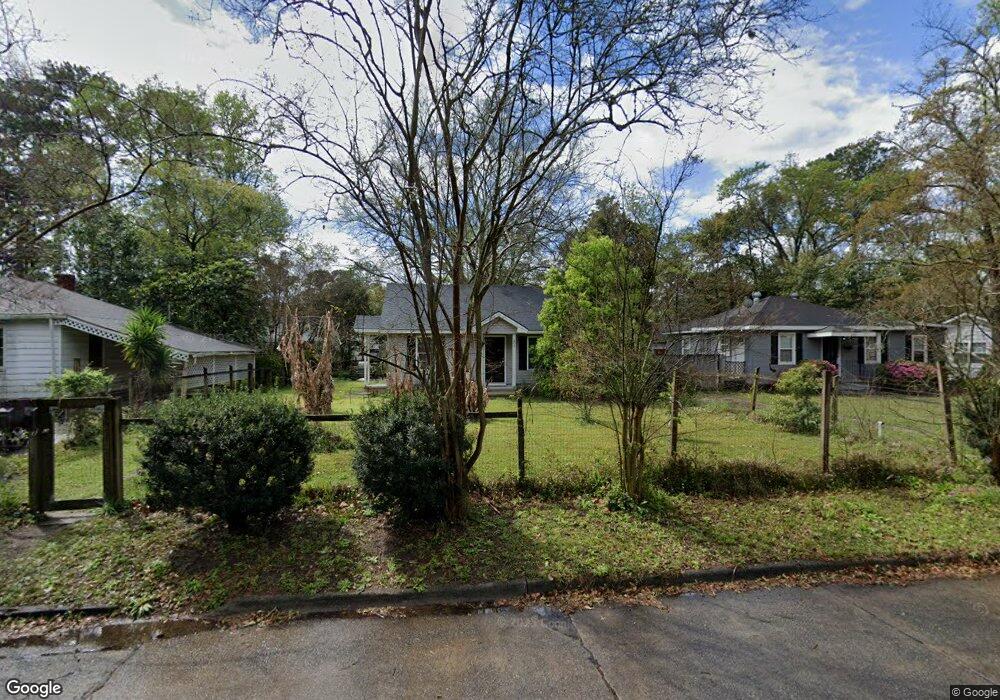 205 E 58th St, Savannah, GA 31405 - photo 1