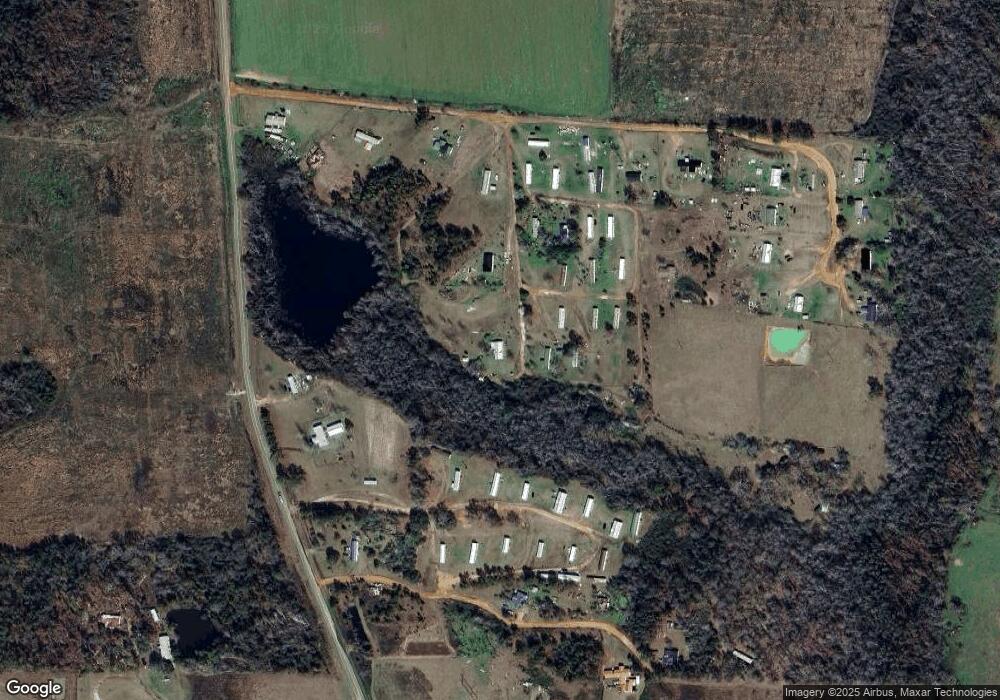 272 Maple Ln, Douglas, GA 31535 - photo 1