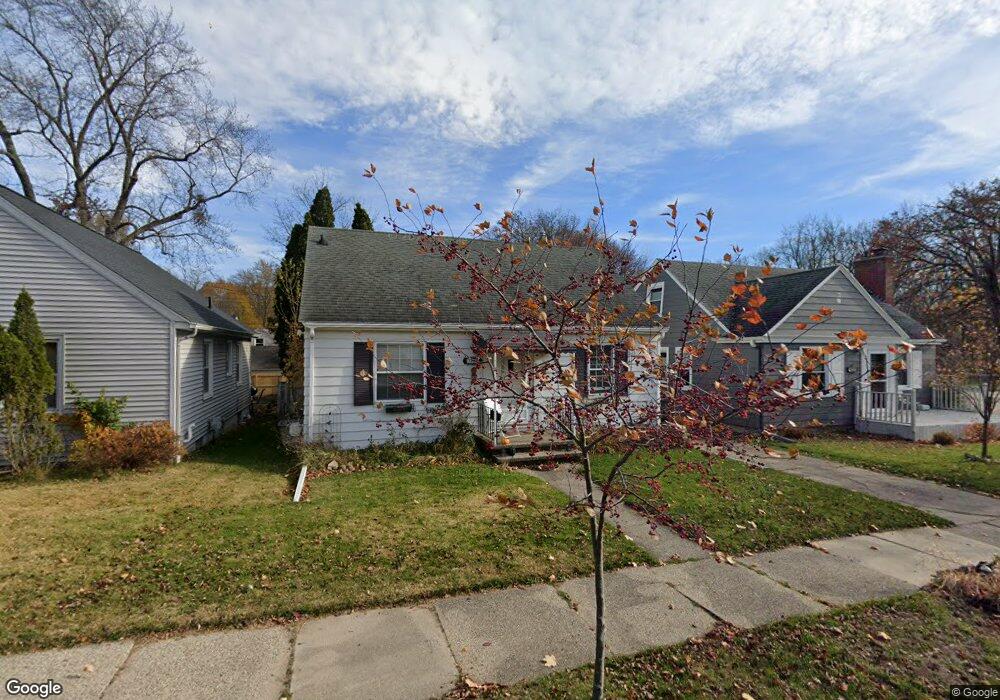 2605 Harding Ave, Lansing, MI 48910 - photo 1