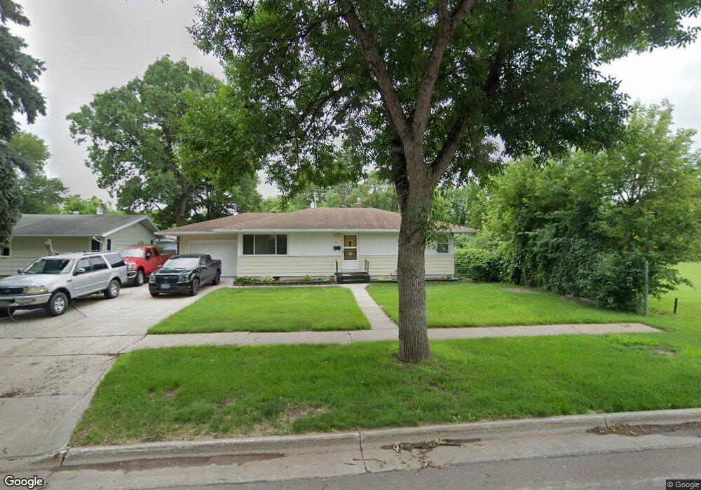 310 26th Ave N, Fargo, ND 58102 - photo 1