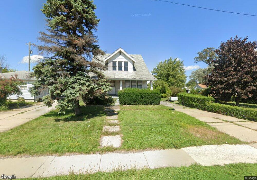 15741 E 10 Mile Rd, Eastpointe, MI 48021 - photo 1