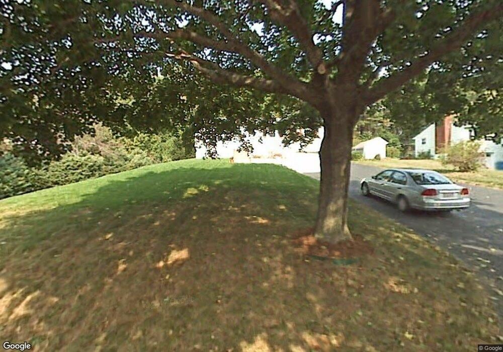 6 Grasshopper Ln, Sturbridge, MA 01566 - photo 1