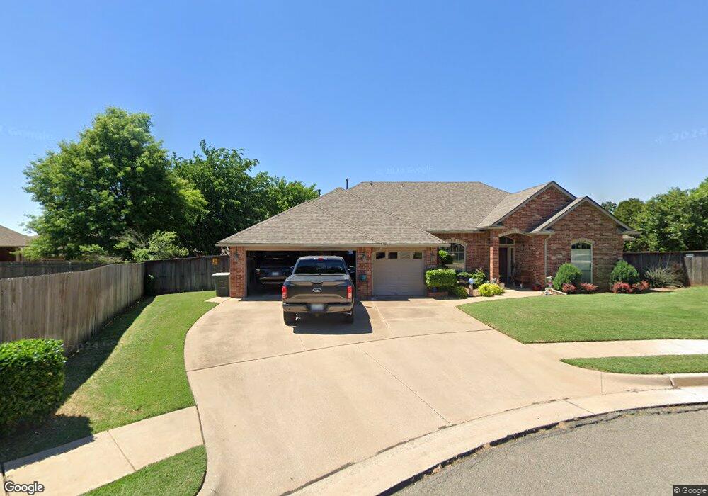 1509 Richland Cir, Edmond, OK 73012 - photo 1