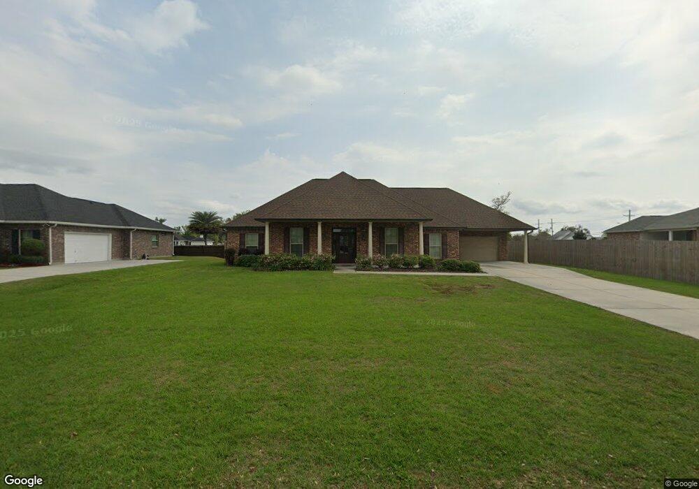 4401 Bayou Oaks Cir, Marrero, LA 70072 - photo 1