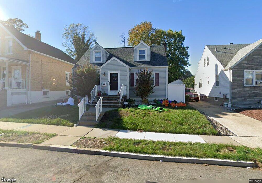 641 Carlock Ave, Perth Amboy, NJ 08861 - photo 1