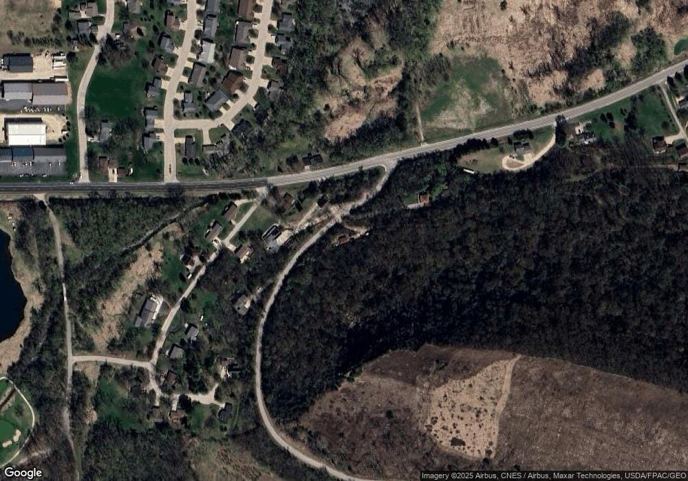 22032 Pleasant Ridge Rd, Winona, MN 55987 - photo 1