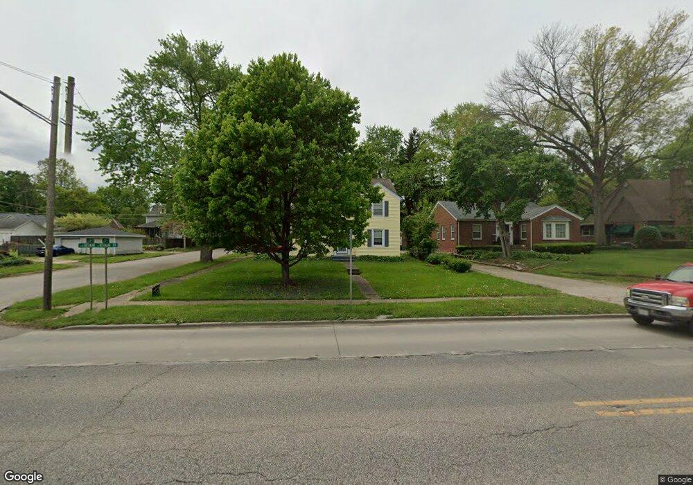 31 Keokuk St, Lincoln, IL 62656 - photo 1