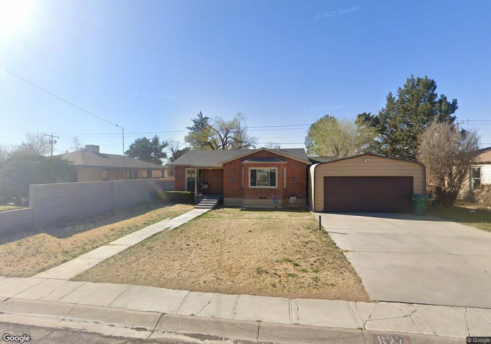 627 E Yucca Dr, Hobbs, NM 88240 - photo 1