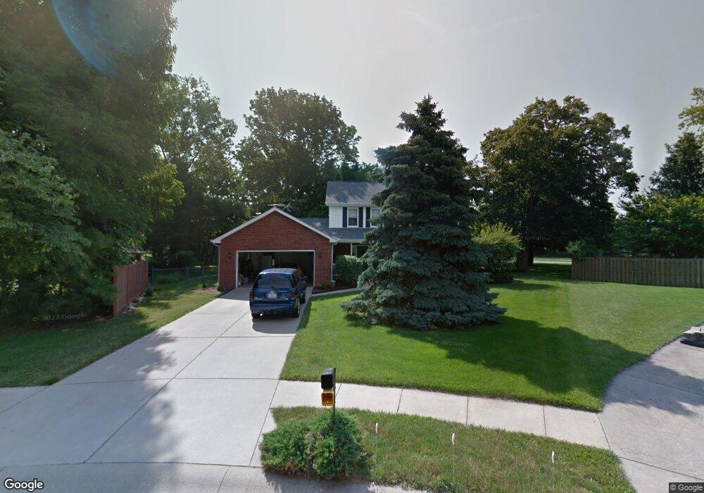 3517 Holly Ct S, Columbus, IN 47203 - photo 1