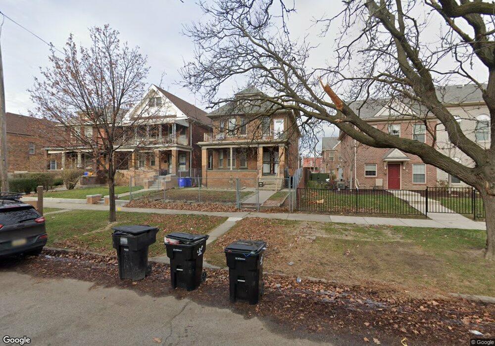 639 E Kirby St, Detroit, MI 48202 - photo 1