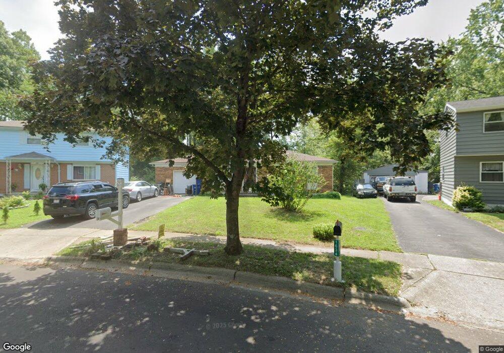 1632 Fall Brook Rd, Columbus, OH 43223 - photo 1