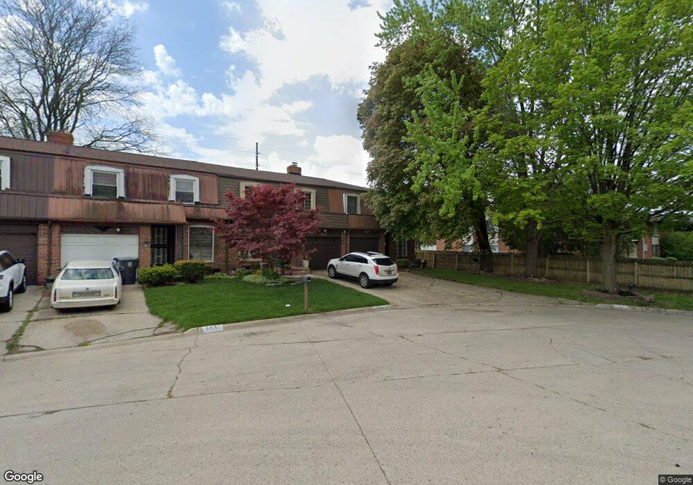 1845 Willowbrook Cir, Flint, MI 48507 - photo 1