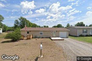 114 Moore St, Fruitland, IA 52749