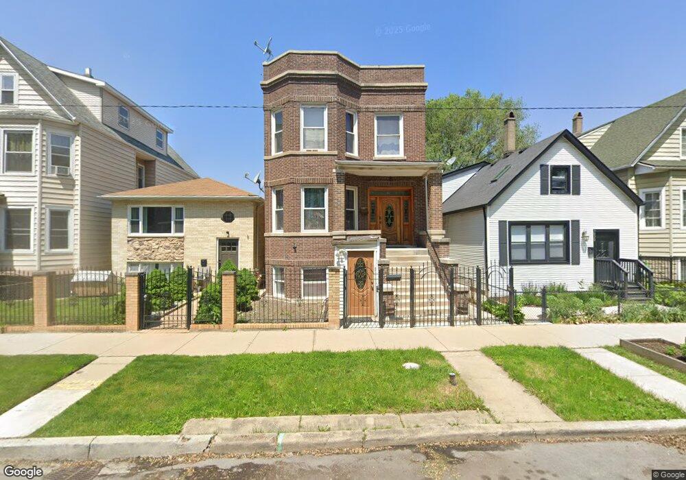 3018 N Gresham Ave unit 2, Chicago, IL 60618 - photo 1