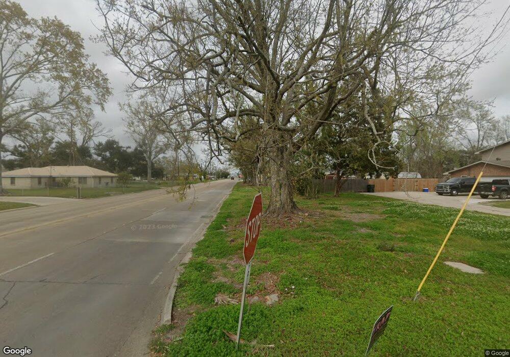 3305 Wakefield Ave, Houma, LA 70363 - photo 1