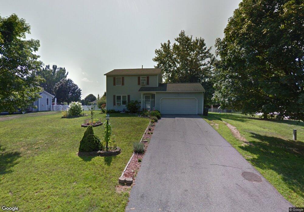 1041 Laural Ln, Ballston Spa, NY 12020 - photo 1