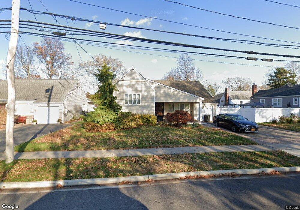 3253 Skillman Ave, Oceanside, NY 11572 - photo 1