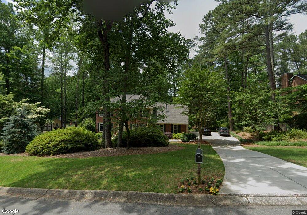 1577 Red Fox Run SW unit 8, Lilburn, GA 30047 - photo 1