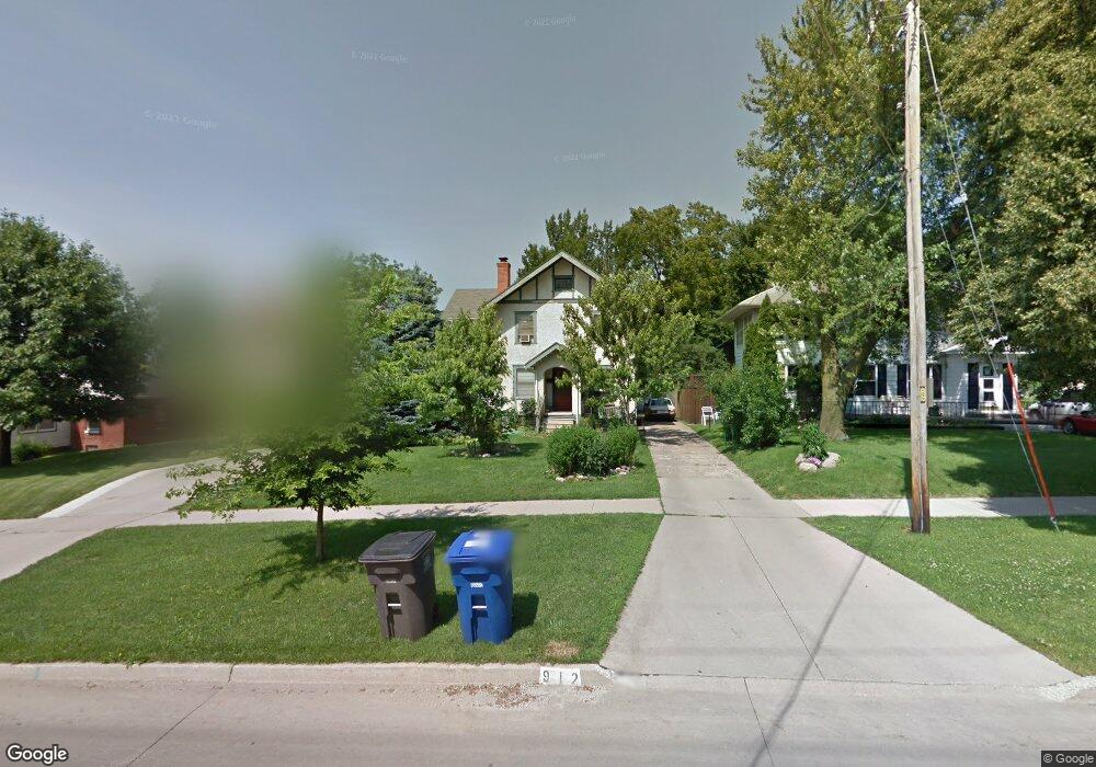 912 35th St, Des Moines, IA 50312 - photo 1