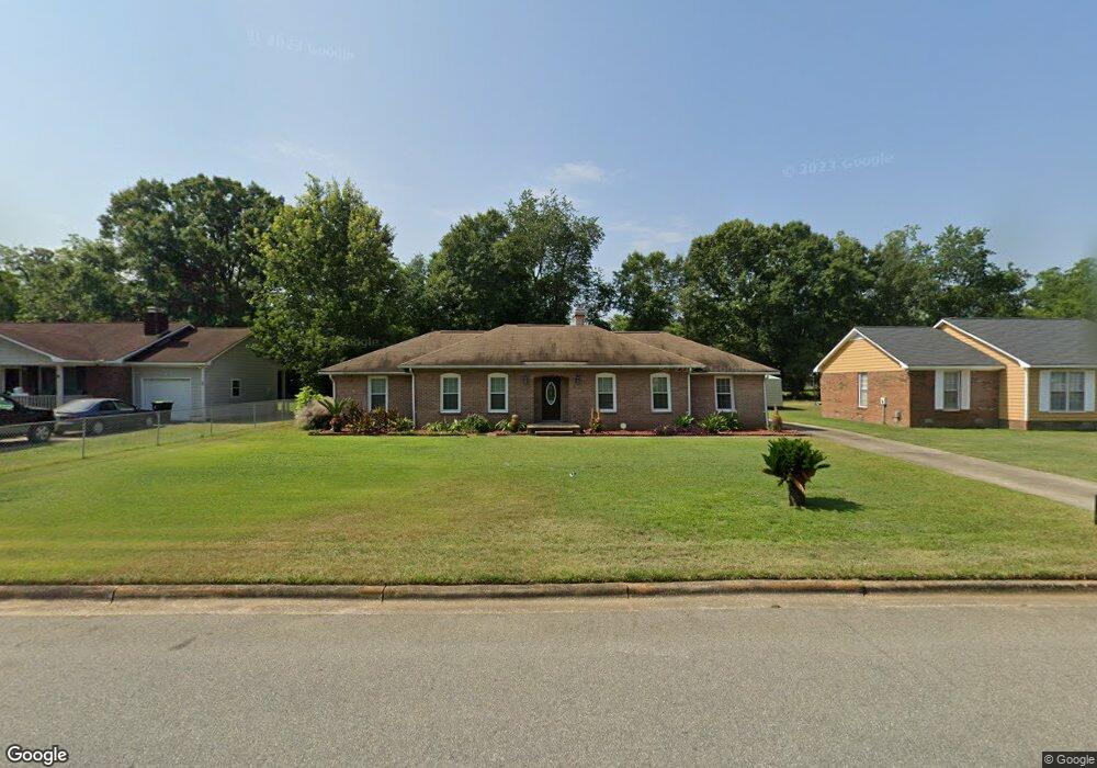 832 Shelton Dr, Albany, GA 31705 - photo 1