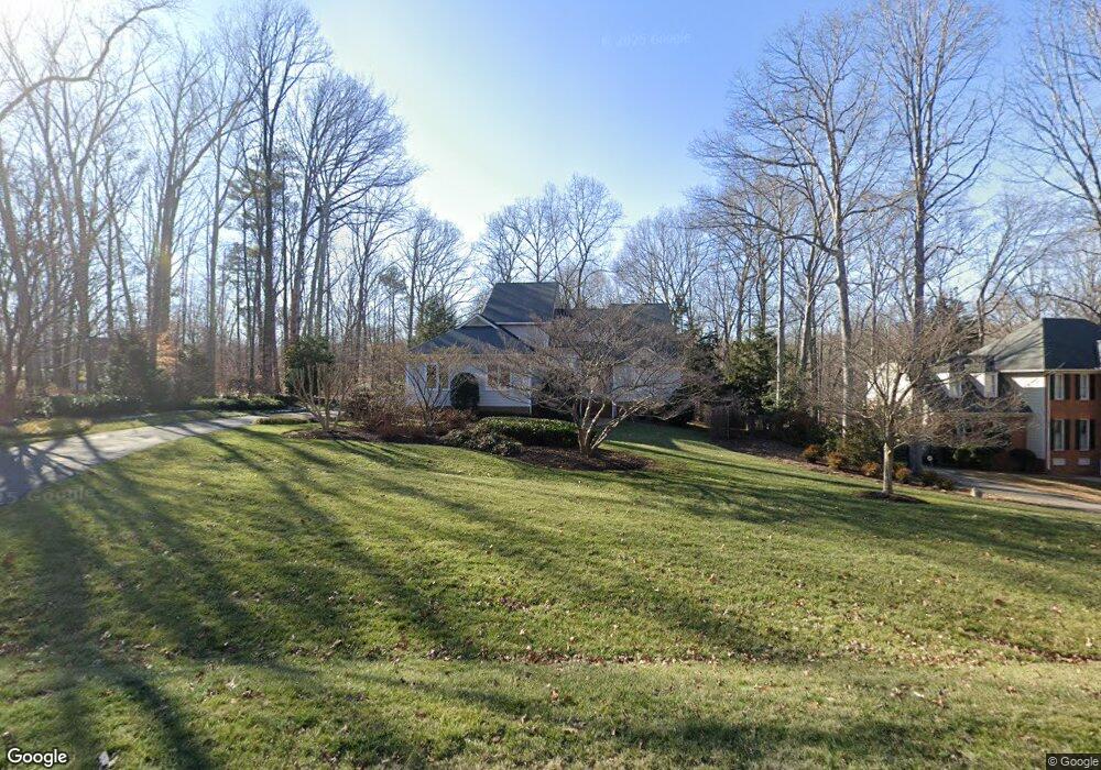 1900 Thornleigh Rd, Midlothian, VA 23113 - photo 1