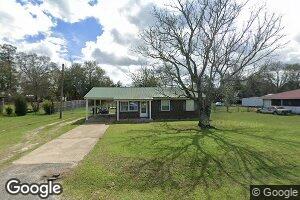 1005 W Kelly Ave, Geneva, AL 36340