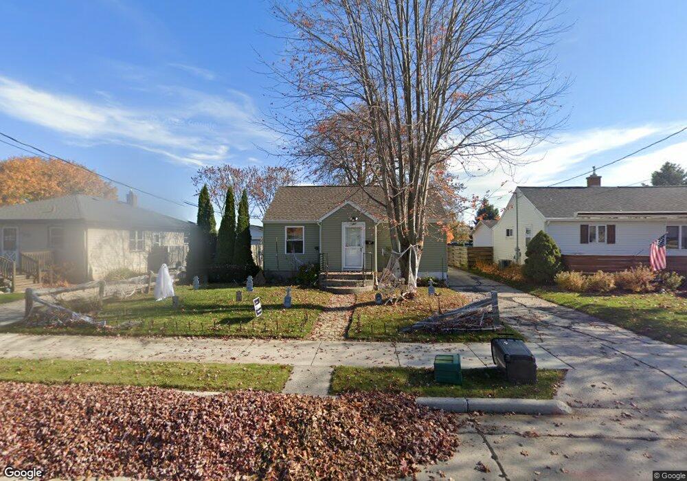 1419 S 31st St, Manitowoc, WI 54220 - photo 1