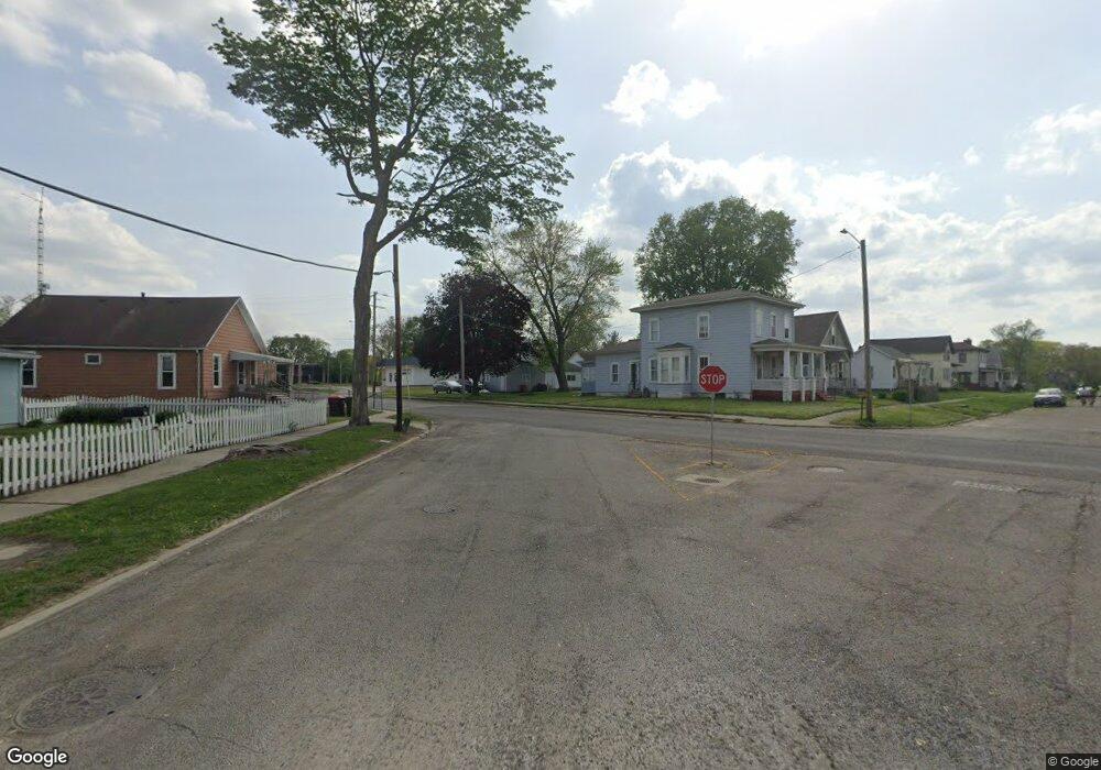 228 S Kankakee St, Lincoln, IL 62656 - photo 1