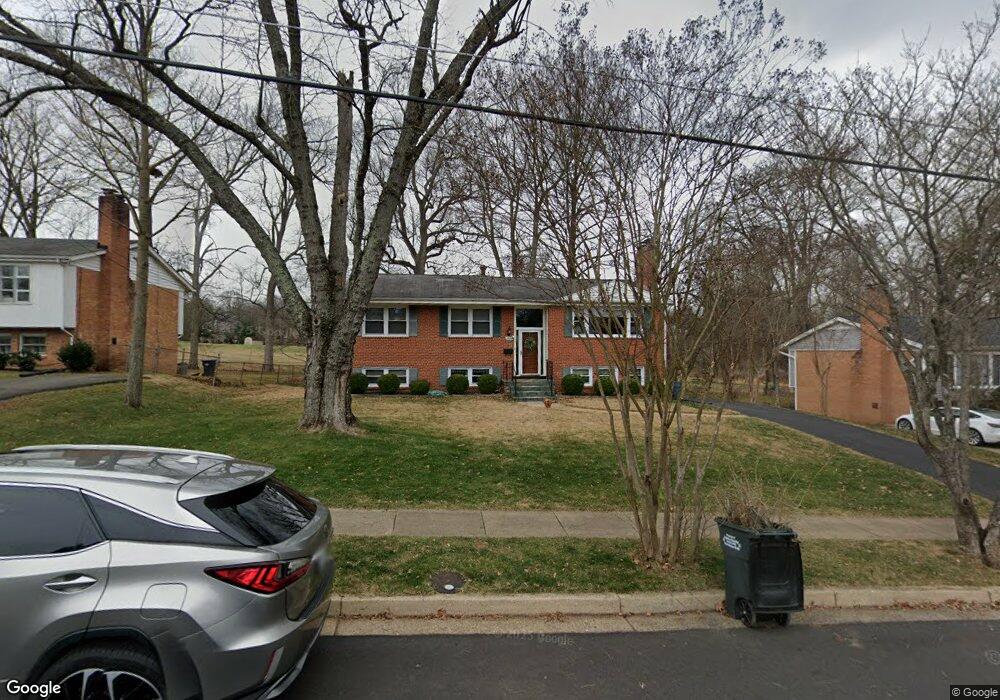 1066 Carper St, McLean, VA 22101 - photo 1