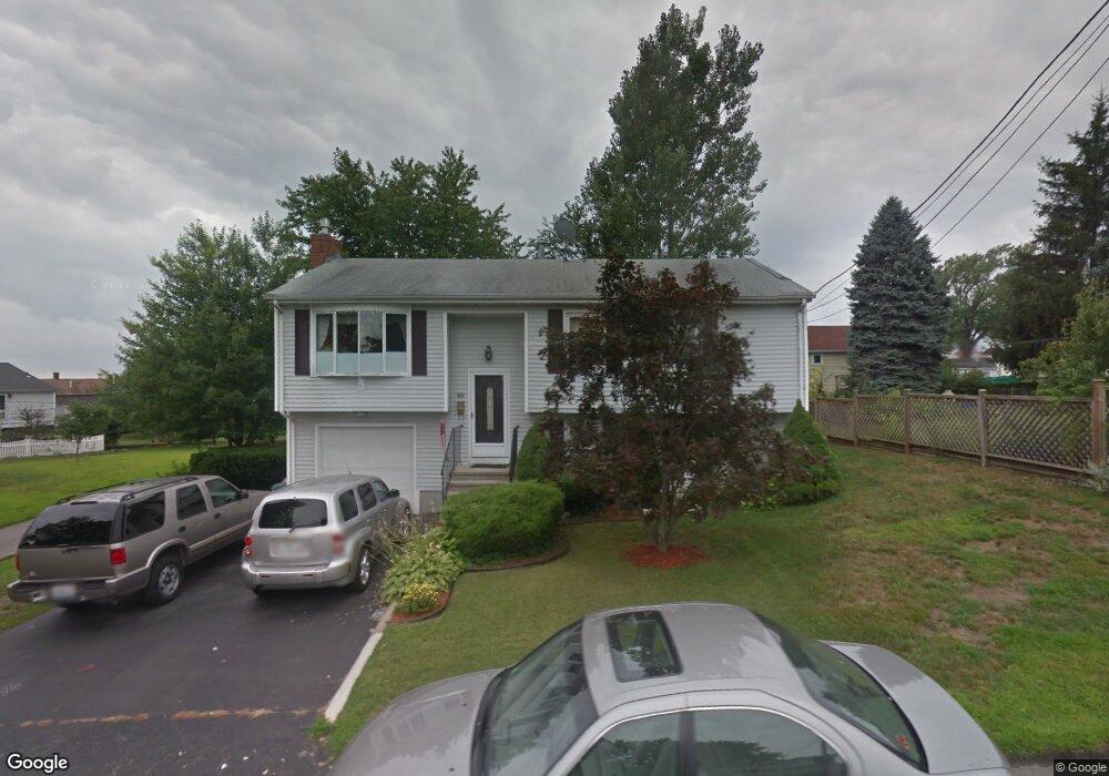 96 Narragansett Ave, Riverside, RI 02915 - photo 1