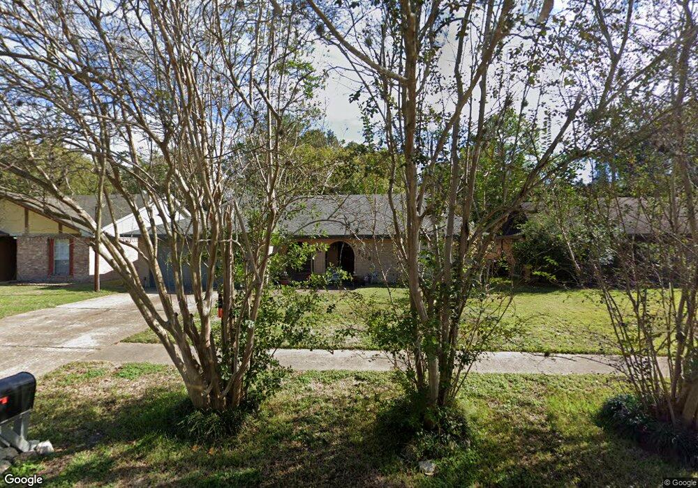 7510 Ashmole Ln, Houston, TX 77088 - photo 1