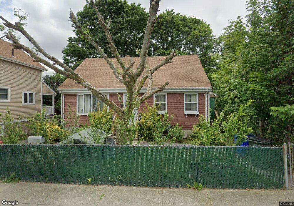 605 Grinnell St, Fall River, MA 02721 - photo 1