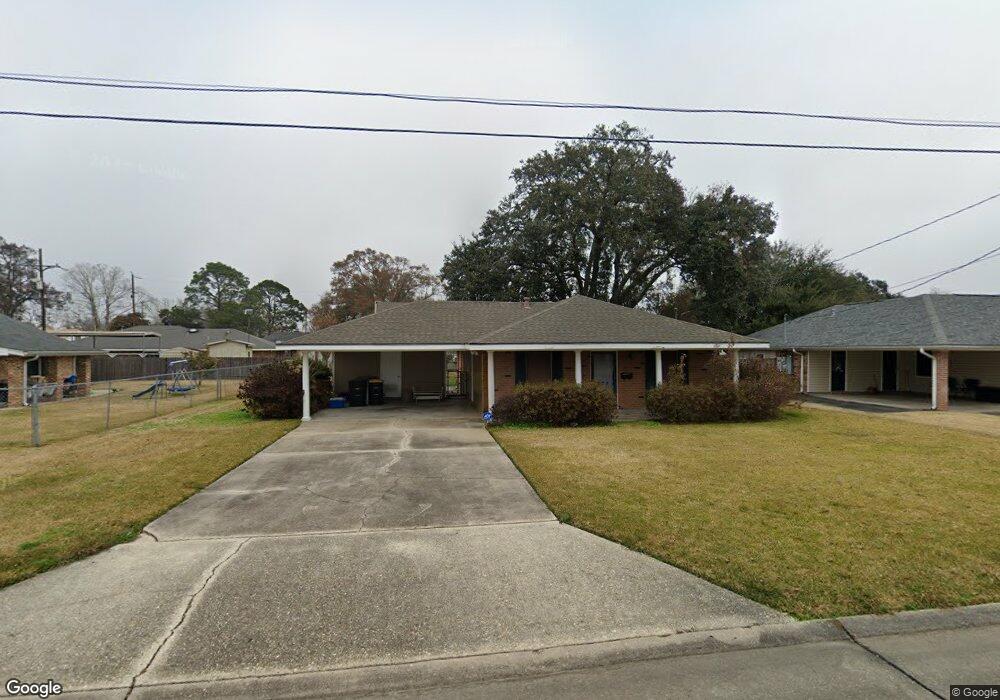 202 W Thompson St, New Iberia, LA 70560 - photo 1