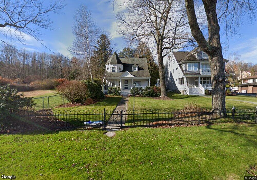 2605 Lakeside Dr, Harveys Lake, PA 18618 - photo 1