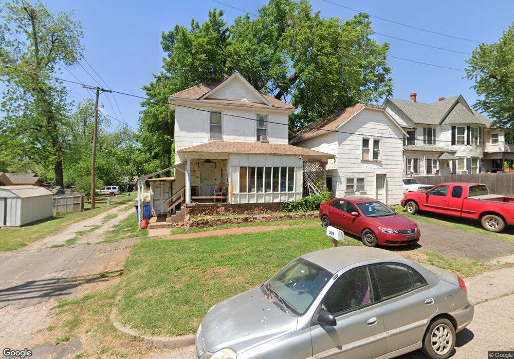 209 S Oak St, Guthrie, OK 73044 - photo 1