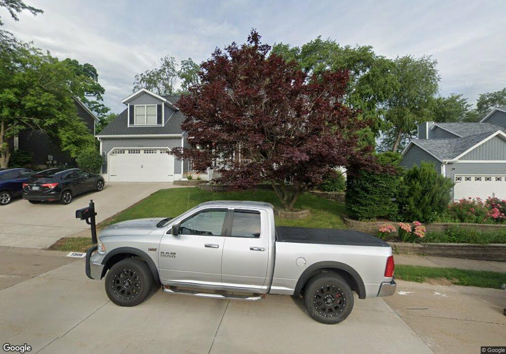 5906 Appomattox Rd, Davenport, IA 52806 - photo 1