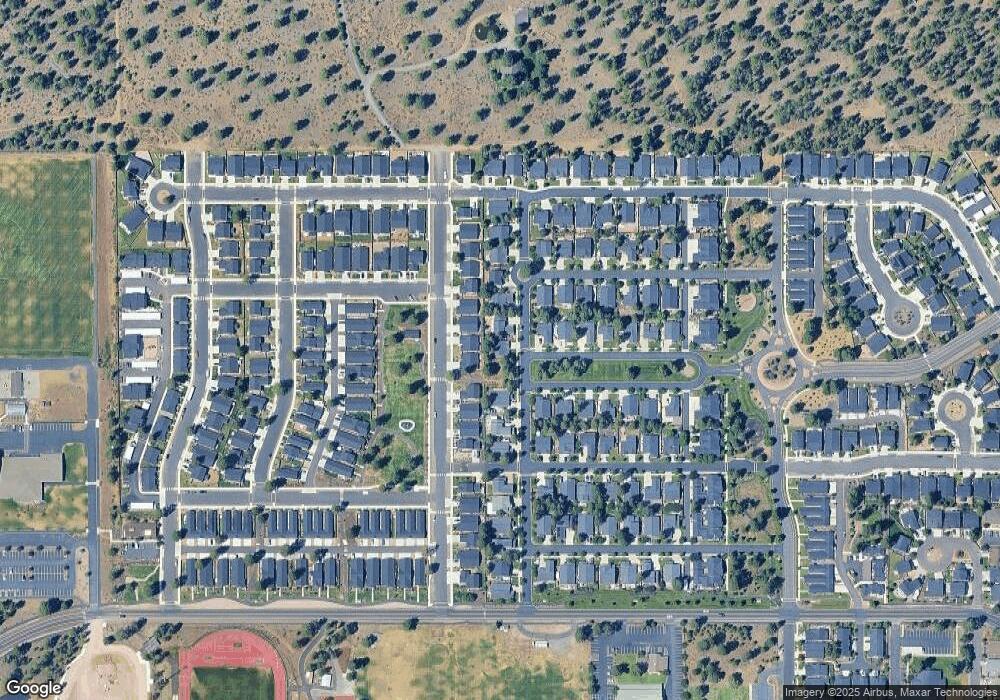 703 N Freemont St, Sisters, OR 97759 - photo 1