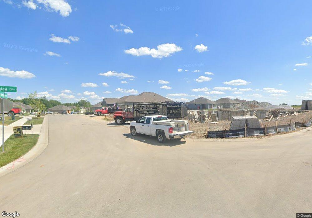 13704 Bentley St, Overland Park, KS 66221 - photo 1