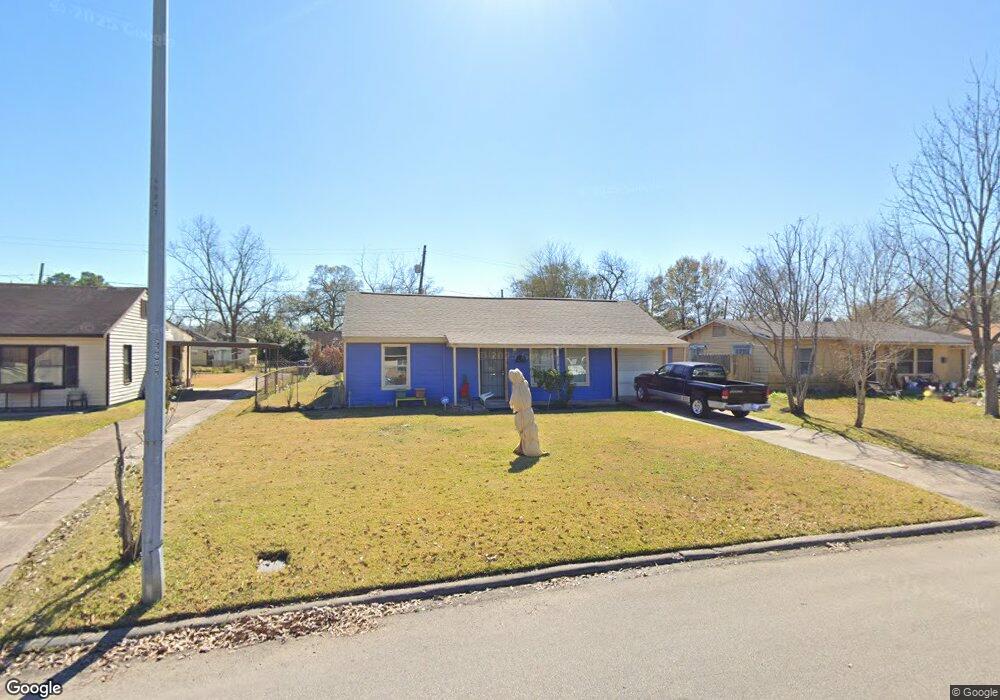 7718 Greendowns St, Houston, TX 77087 - photo 1