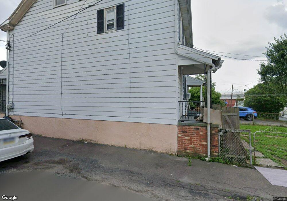 221 S Bennett Ct, Hazleton, PA 18201 - photo 1