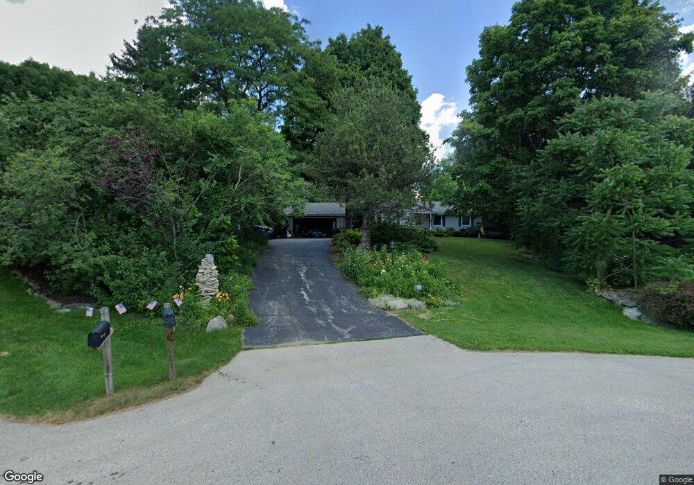 N51W27538 Lettie Ln, Pewaukee, WI 53072 - photo 1