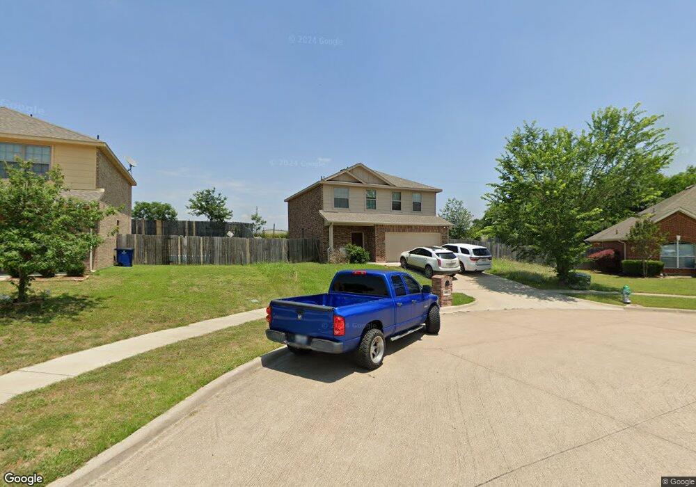 601 Oakmont Dr, Ennis, TX 75119 - photo 1
