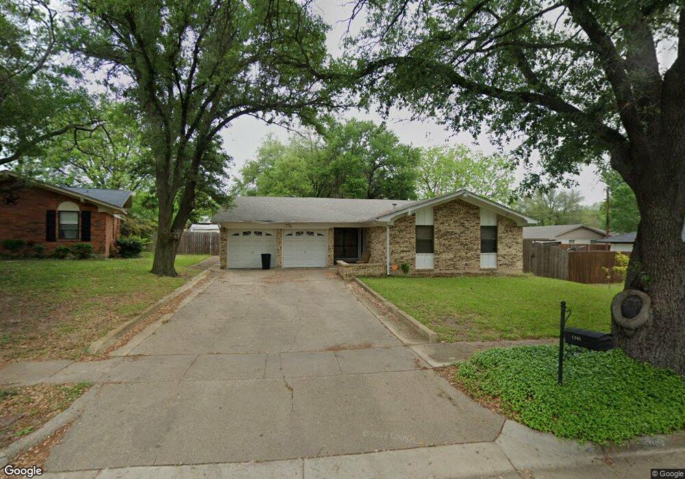 1303 Red Oak St, Ennis, TX 75119 - photo 1
