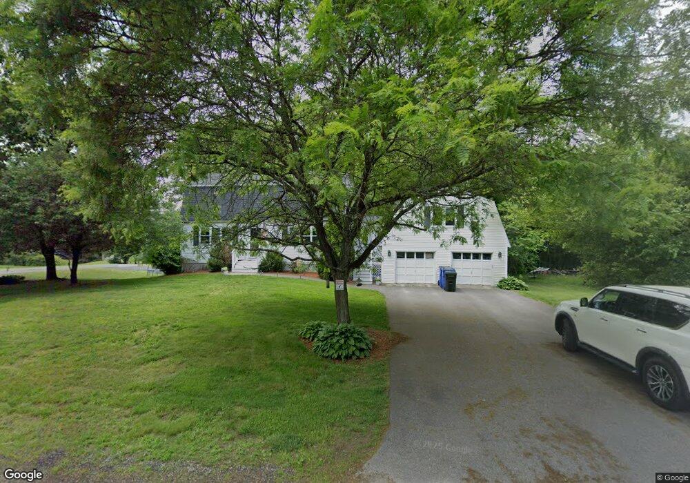 31 Forest St, Londonderry, NH 03053 - photo 1