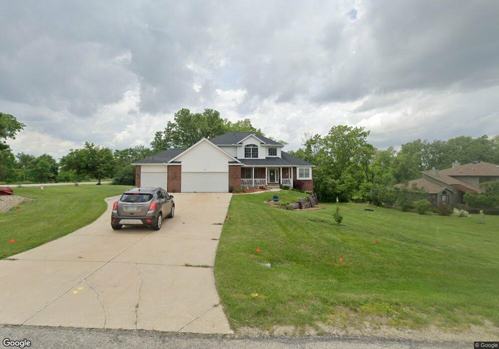 2050 Sky View Dr, Marion, IA 52302 - photo 1