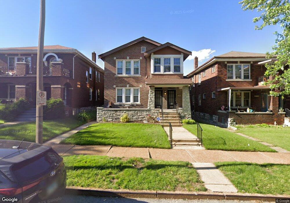 5061 Tholozan Ave unit A, Saint Louis, MO 63109 - photo 1