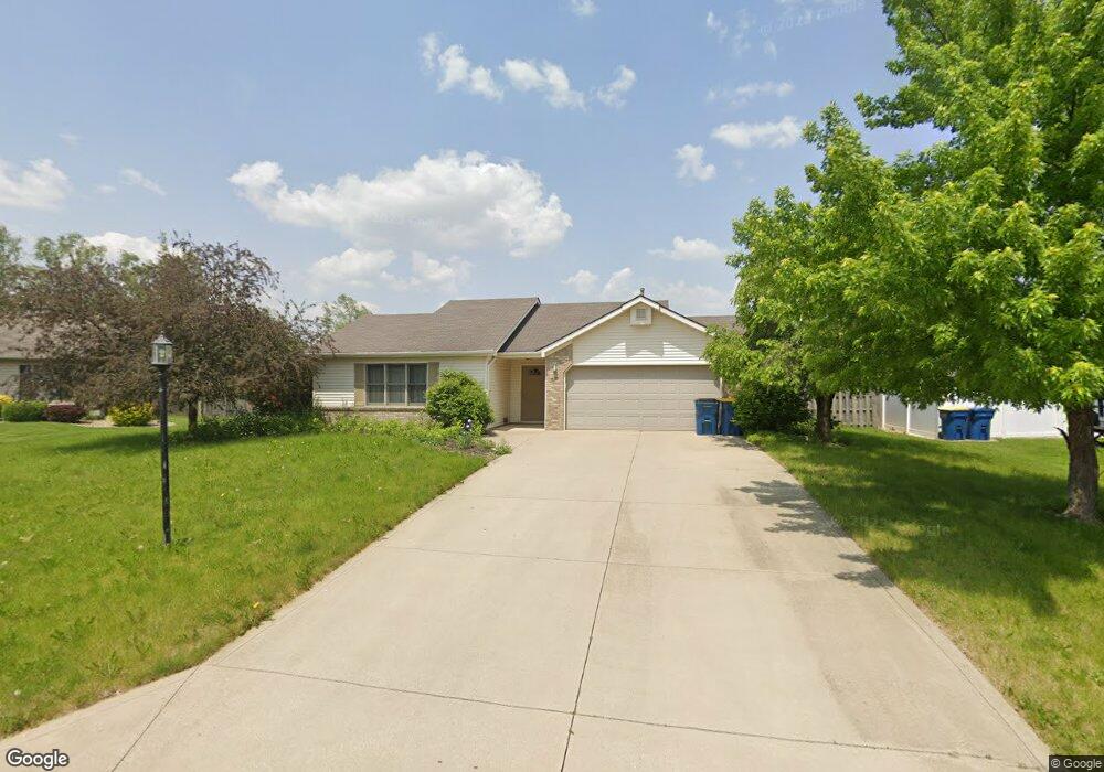 607 Cloverlefe Ct, Ossian, IN 46777 - photo 1