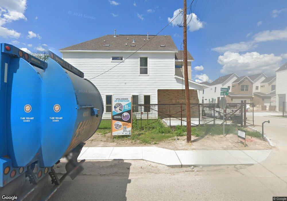 Donovan Homes, Houston, TX 77091 - photo 1